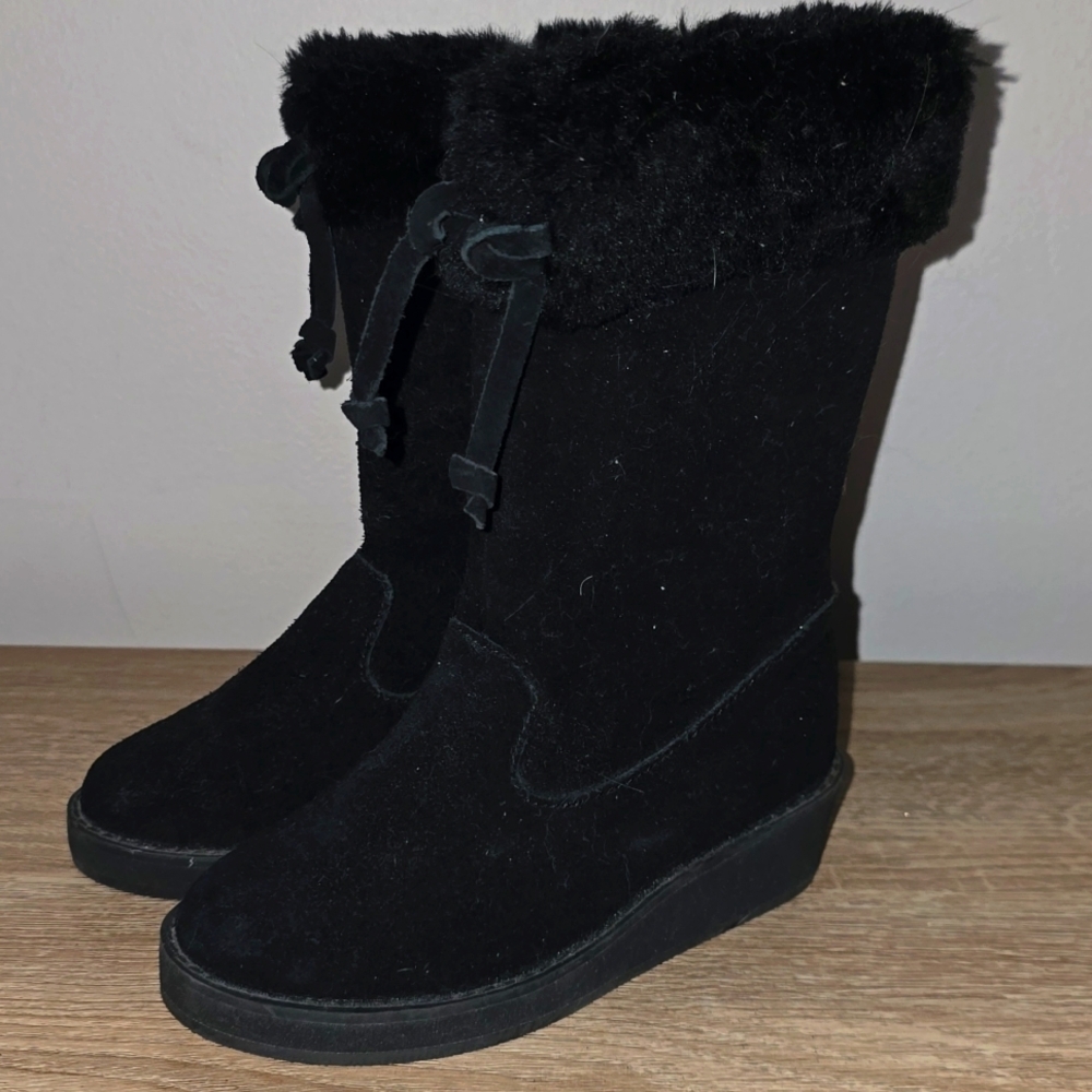Lil Girls Boots Sz 9